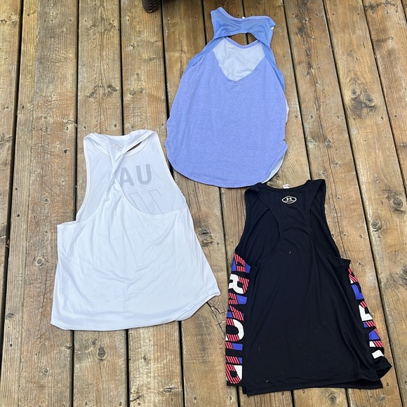 3 Under Armour athletic tanks tops, YLG/YXL - Picture 5 of 5